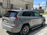 Jeep Cherokee-5