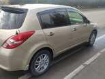 Nissan Tiida-5