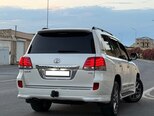 Toyota Land Cruiser-13