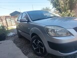 Kia Rio-4