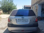 Kia Rio-2