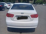 Hyundai Elantra-2