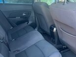 Chevrolet Cruze-12