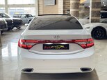 Hyundai Azera-9
