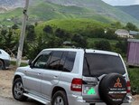 Mitsubishi Pajero io-3