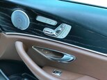 Mercedes E 300-13