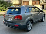 Kia Sorento-3