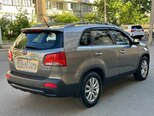 Kia Sorento-4