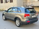 Kia Sorento-11