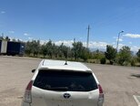 Toyota Prius-7