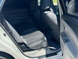 Toyota Prius-12