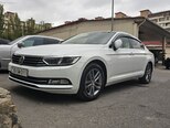 Volkswagen Passat-2