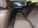 Volkswagen Passat-11