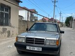Mercedes 190-1