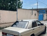 Mercedes 190-4
