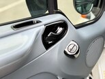 Ford Transit-7