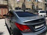 Hyundai Accent-10