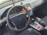 Mercedes E 200-8