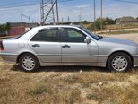Mercedes E 200-13