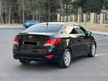 Hyundai Accent-17