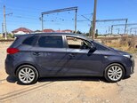 Kia Carens-10
