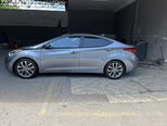 Hyundai Elantra-11