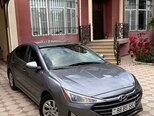 Hyundai Elantra-1