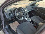 Chevrolet Cruze-13