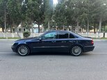 Mercedes E 320-5
