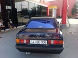 Mercedes 190-4