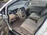 Nissan Tiida-13