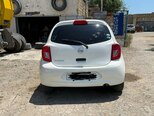 Nissan March-10
