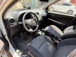 Nissan March-7