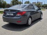 Hyundai Accent-5