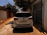 Kia Carnival-2