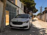 Kia Carnival-10