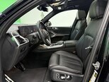 BMW X7-7
