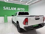Toyota Hilux-4