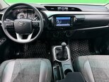 Toyota Hilux-9