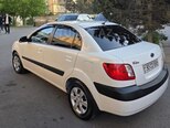 Kia Rio-10