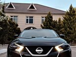 Nissan Maxima-1