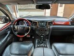 Lexus LX 570-10