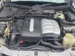 Mercedes E 220-11