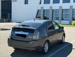 Toyota Prius-4