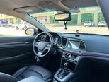 Hyundai Elantra-12