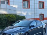 Hyundai Elantra-15