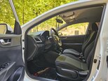 Hyundai Accent-11