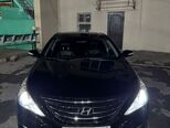 Hyundai Sonata-1