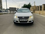 Volkswagen Passat-1