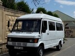 Mercedes 208 D-1